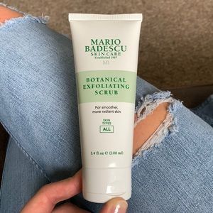 Mario Badescu Botanical Exfoliating scrub 3.4 fl oz